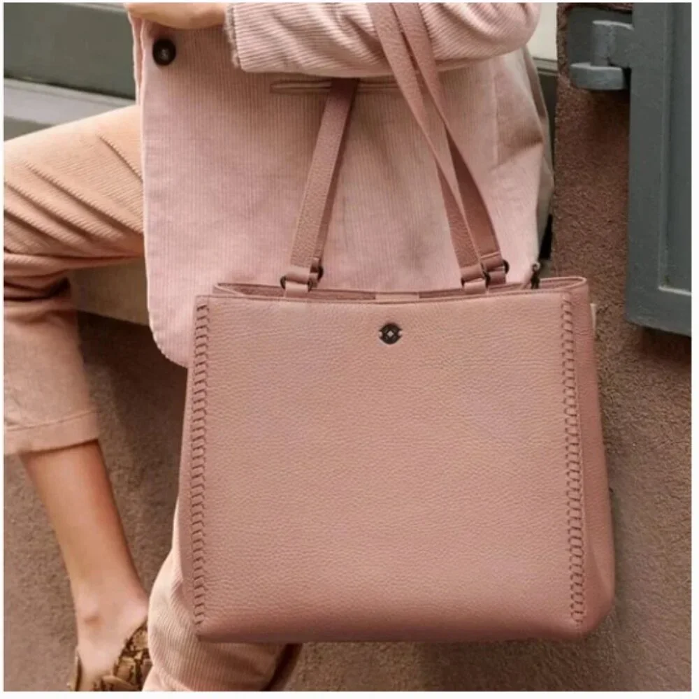 DAGNER DOVER - ALLYN soft pink pebble leather tote bag - laptop compartment